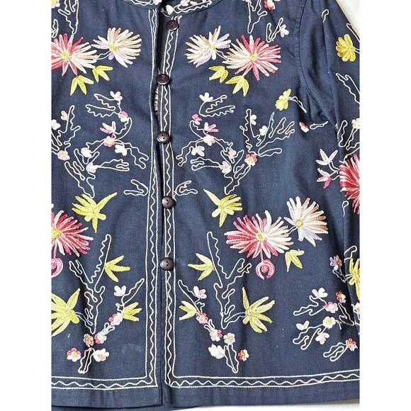 Ikon Women Large Embroidered Floral Black Jacket With Button Front Made In India - Picture 2 of 9